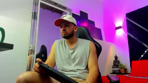 Logan Wolf online show from 27, 2, 2026