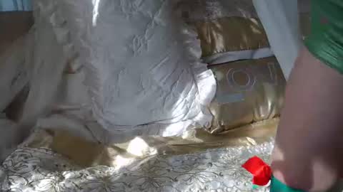 Snapshot of lokagold chatting on 26, 2, 2025 Lilu online show from 26, 2, 2025
