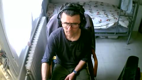 lokoum39 online show from 12, 4, 2026