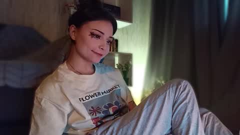 lola online show from 4, 2, 2026