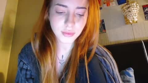 Snapshot of lola_dinky chatting on 24, 2, 2025 Lola online show from 24, 2, 2025