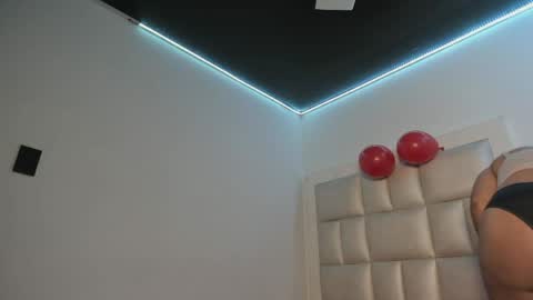 lola_js online show from 23, 5, 2026