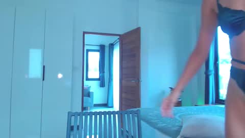 Lola online show from 9, 2, 2026