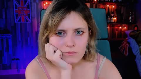 Snapshot of lolaasmus chatting on 17, 1, 2025 I consider myself the god Loki but life just calls me LOL online show from 17, 1, 2025