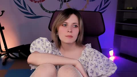 Snapshot of lolaasmus chatting on 22, 1, 2025 I consider myself the god Loki but life just calls me LOL online show from 22, 1, 2025