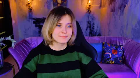 Snapshot of lolaasmus chatting on 29, 1, 2025 I consider myself the god Loki but life just calls me LOL online show from 29, 1, 2025