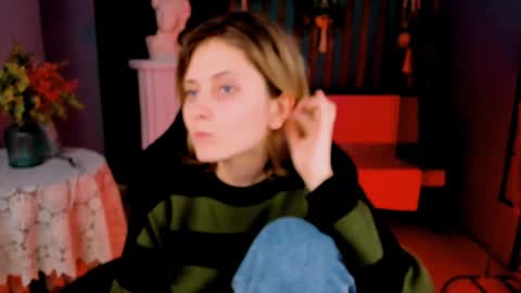 Snapshot of lolaasmus chatting on 30, 1, 2025 I consider myself the god Loki but life just calls me LOL online show from 30, 1, 2025