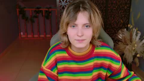 Snapshot of lolaasmus chatting on 8, 2, 2025 I consider myself the god Loki but life just calls me LOL online show from 8, 2, 2025