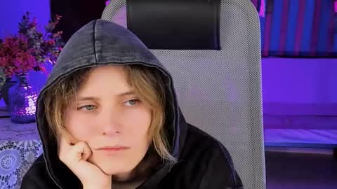 Snapshot of lolaasmus chatting on 12, 2, 2025 I consider myself the god Loki but life just calls me LOL online show from 12, 2, 2025