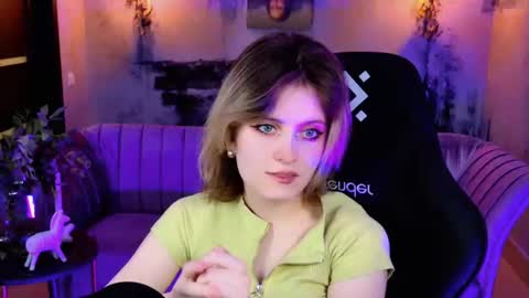 Snapshot of lolaasmus chatting on 25, 2, 2025 I consider myself the god Loki but life just calls me LOL online show from 25, 2, 2025