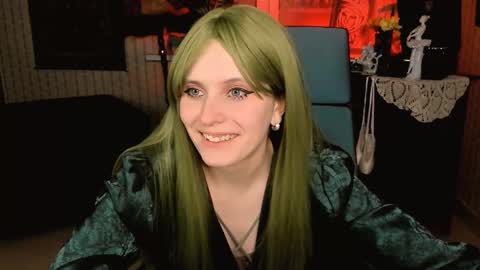 Snapshot of lolaasmus chatting on 26, 2, 2025 I consider myself the god Loki but life just calls me LOL online show from 26, 2, 2025