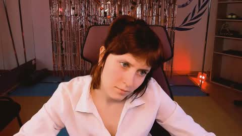 Snapshot of lolaasmus chatting on 4, 3, 2025 I consider myself the god Loki but life just calls me LOL online show from 4, 3, 2025