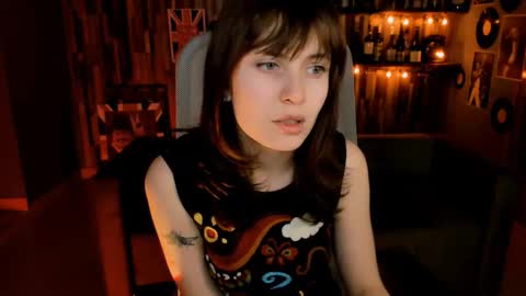 Snapshot of lolaasmus chatting on 6, 2, 2026 I consider myself the god Loki but life just calls me LOL online show from 6, 2, 2026