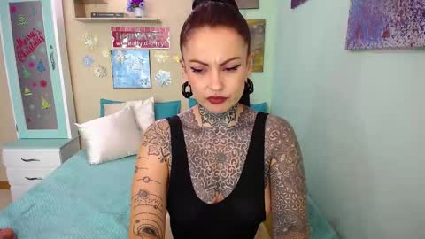 Lola online show from 11, 12, 2024