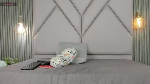 lolabunnysc online show from 21, 3, 2026