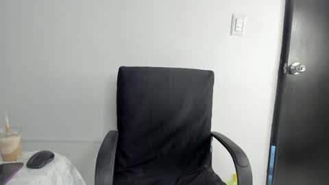 lolabunnysc online show from 26, 5, 2026