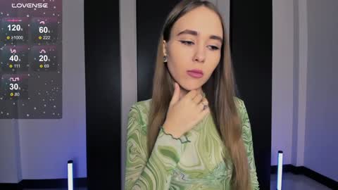 Snapshot of lolabunnyz chatting on 16, 12, 2024 Lola3 online show from 16, 12, 2024