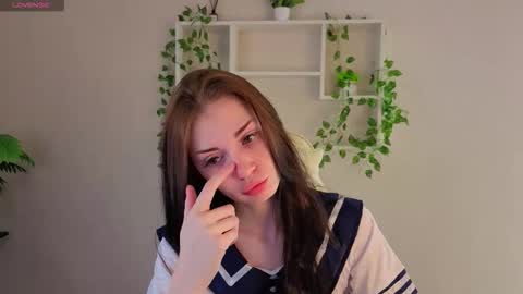 Snapshot of lolatwizz chatting on 19, 11, 2025 Lola online show from 19, 11, 2025