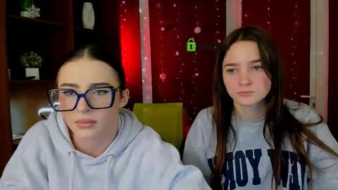 Snapshot of lole_ti chatting on 13, 1, 2026 lole ti online show from 13, 1, 2026