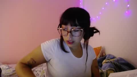 Lolita  online show from 7, 3, 2025