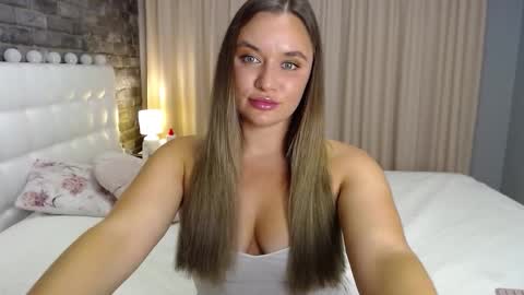 Snapshot of lollidoli__ chatting on 17, 10, 2025 Victoria online show from 17, 10, 2025