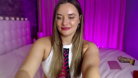 Snapshot of lollidoli__ chatting on 5, 1, 2026 Victoria online show from 5, 1, 2026