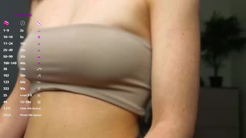 Snapshot of lolly_poppi chatting on 7, 11, 2025 lolly_poppi online show from 7, 11, 2025