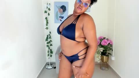 Snapshot of loly_areces chatting on 3, 3, 2026 Alejandra online show from 3, 3, 2026