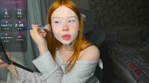 Snapshot of lonalye chatting on 29, 4, 2026 lona online show from 29, 4, 2026