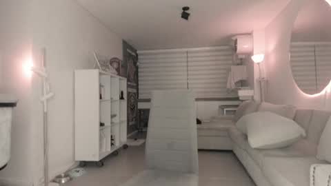 Snapshot of lonelly_lolly98 chatting on 8, 2, 2025 SABRINA online show from 8, 2, 2025