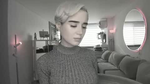 Snapshot of lonelly_lolly98 chatting on 27, 2, 2025 SABRINA online show from 27, 2, 2025