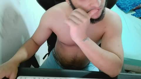 Snapshot of long_dick_boy_ chatting on 15, 5, 2026 Marvin Santiago online show from 15, 5, 2026