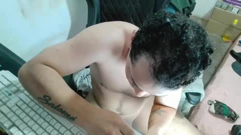 Snapshot of long_dick_boy_ chatting on 28, 5, 2026 Marvin Santiago online show from 28, 5, 2026