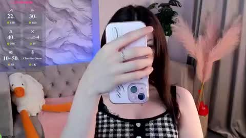 Snapshot of lonny_peach chatting on 14, 7, 2026 Luna online show from 14, 7, 2026