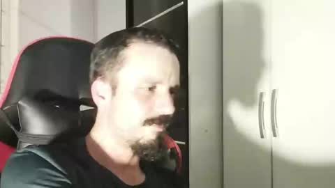 Snapshot of lookaz4010 chatting on 12, 1, 2025 Lucas online show from 12, 1, 2025