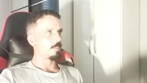 Snapshot of lookaz4010 chatting on 24, 2, 2025 Lucas online show from 24, 2, 2025