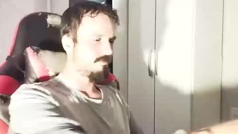 Snapshot of lookaz4010 chatting on 12, 9, 2025 Lucas online show from 12, 9, 2025