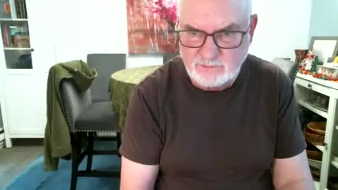 loop102 online show from 28, 11, 2025