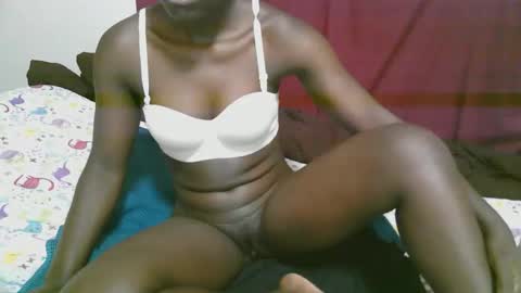 lora_amor online show from 19, 11, 2025