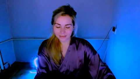 Lora online show from 23, 3, 2026