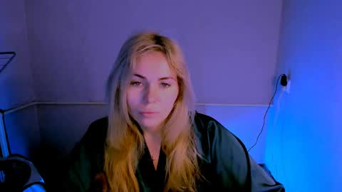 Lora online show from 10, 4, 2026