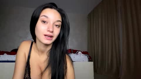 Snapshot of loraclay chatting on 20, 10, 2025 loraclay online show from 20, 10, 2025