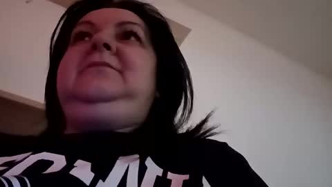 Lora online show from 31, 12, 2024