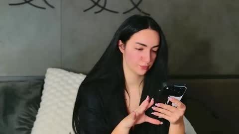 Miss online show from 27, 11, 2025