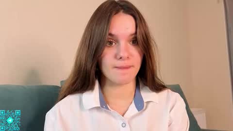 Chloe for Fan BlackHole online show from 28, 9, 2025