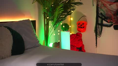 LoretteLorena online show from 25, 10, 2025