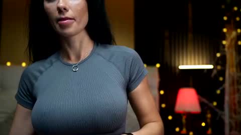 Snapshot of lorettelorenaa chatting on 2, 7, 2026 LoretteLorena online show from 2, 7, 2026