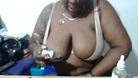 loretybighot online show from 29, 1, 2025