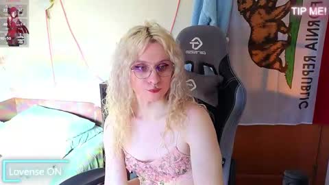 Lori -----------------------------------    online show from 8, 4, 2026