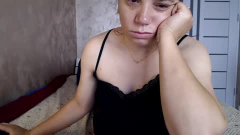 Snapshot of lorragrey chatting on 1, 7, 2026 LorraGrey online show from 1, 7, 2026